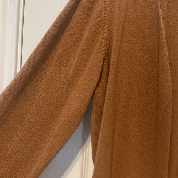 H&M SWEATER BUNDLE - Picture 6 of 16